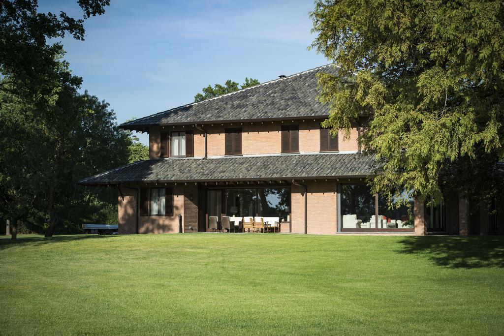 Agriturismo Tenuta "Il Cigno" Villanterio Bagian luar foto