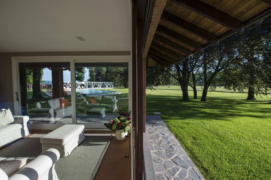 Agriturismo Tenuta "Il Cigno" Villanterio Bagian luar foto
